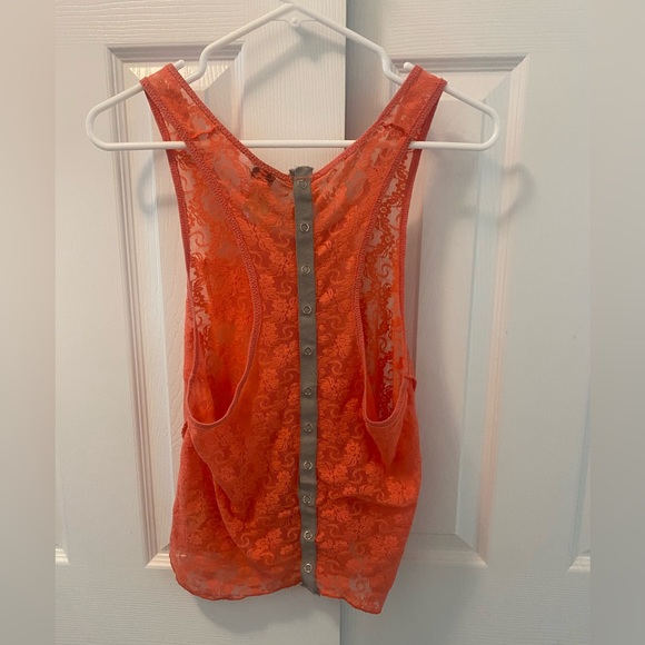 🕧 🌟3 for $25🌟 We the Free | Coral Lace Tank | Snap Racerback | Front Pocket | S - Picture 3 of 9